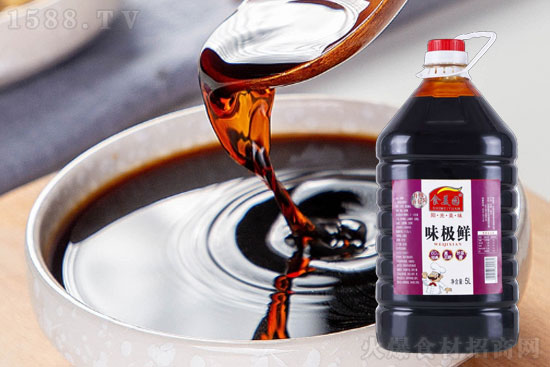 食美园味极鲜酱油,几滴上色,醇香味浓,味道就是好!